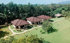 Denika'S Suites
